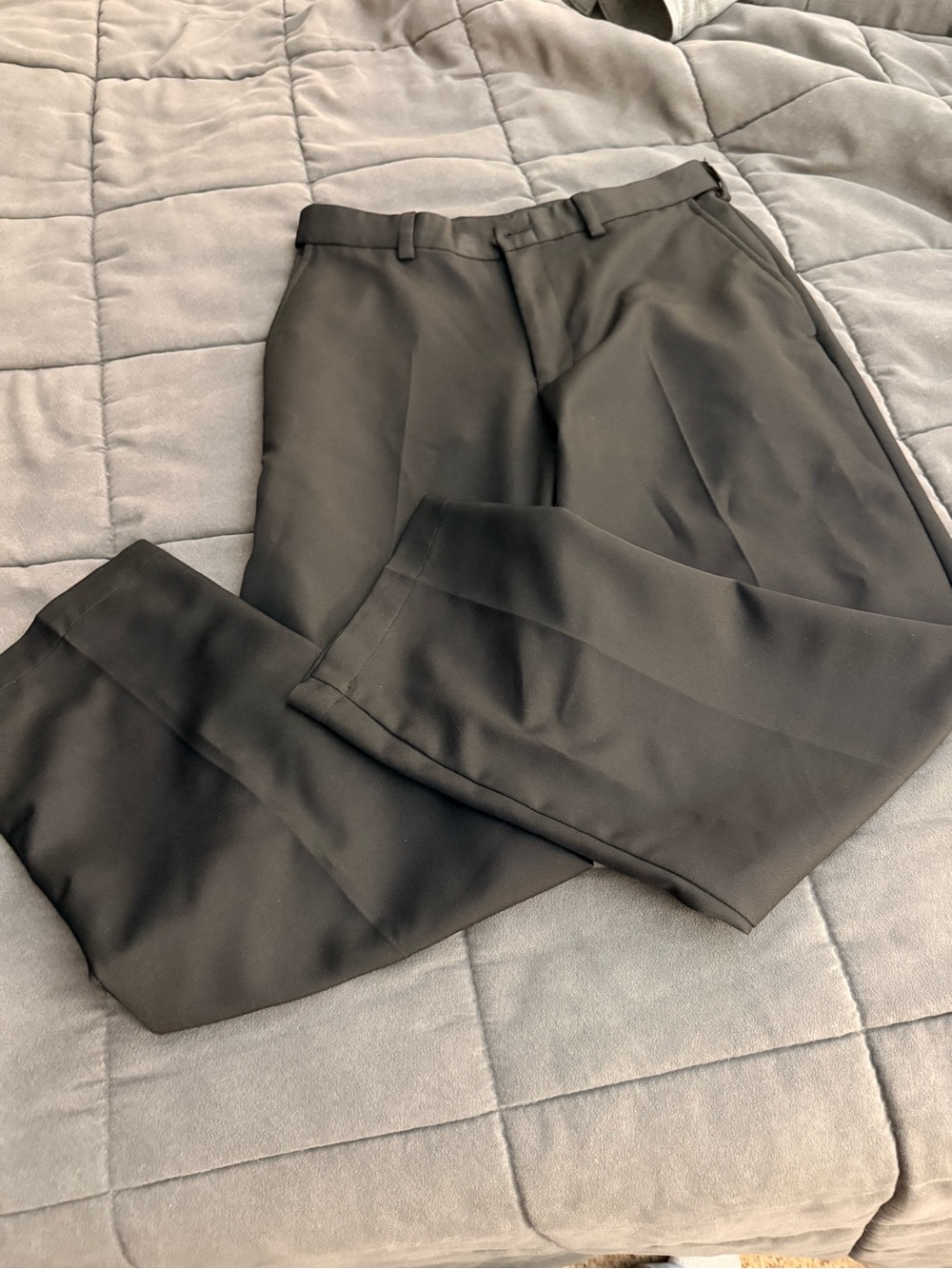 Men’s Haggar 32x30 black dress pants